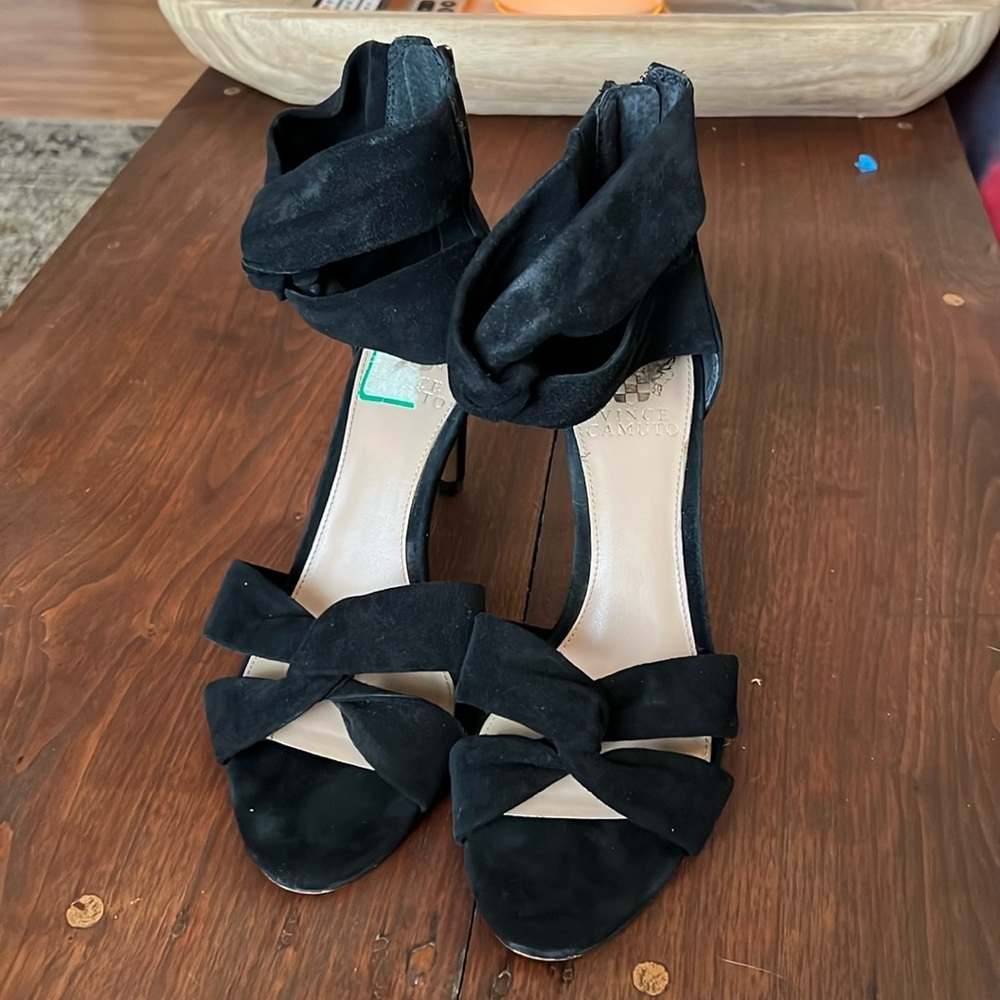Vince Camuto Suede Black Knotted Heel